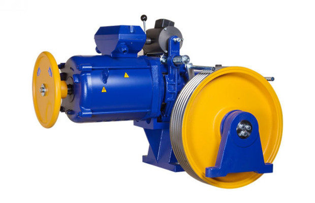 Лебедка редукторная ZF-102 с БО Лебедка редукторная ZF-102 с БО
